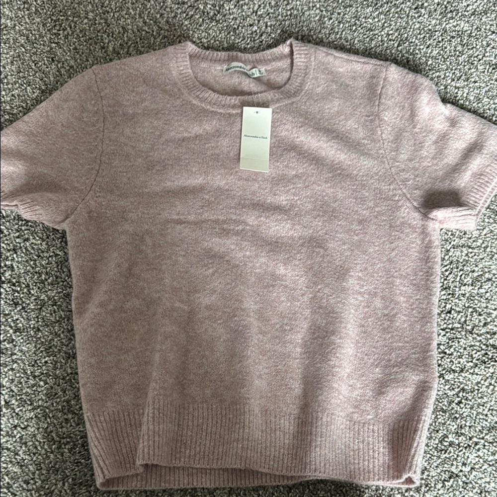 Abercrombie & Fitch Pink Short Sleeve Tee